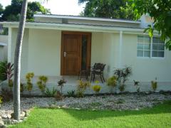 outside view 1 bedroom unit 